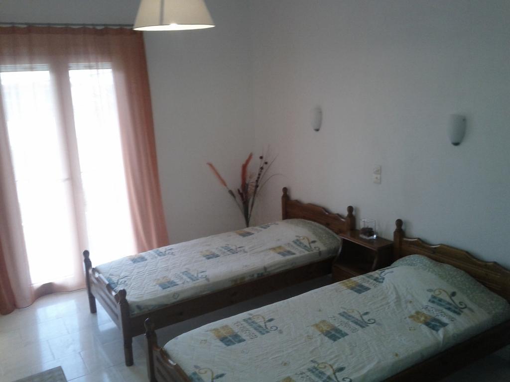 Villa Stefania Acharavi  Kamer foto